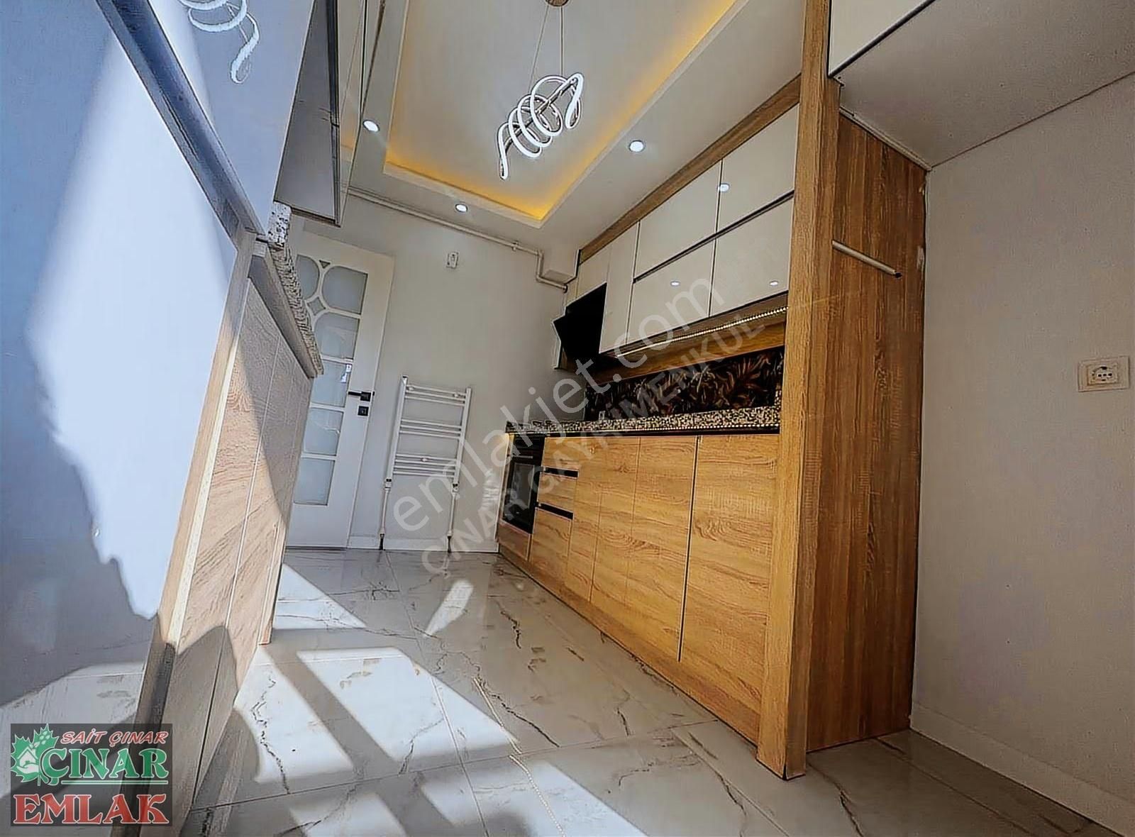 Çınar'dan Şık Tasarımıyla 2 Kilerli 3 Banyolu 3+1 Dublex Dairesi - Görsel 7