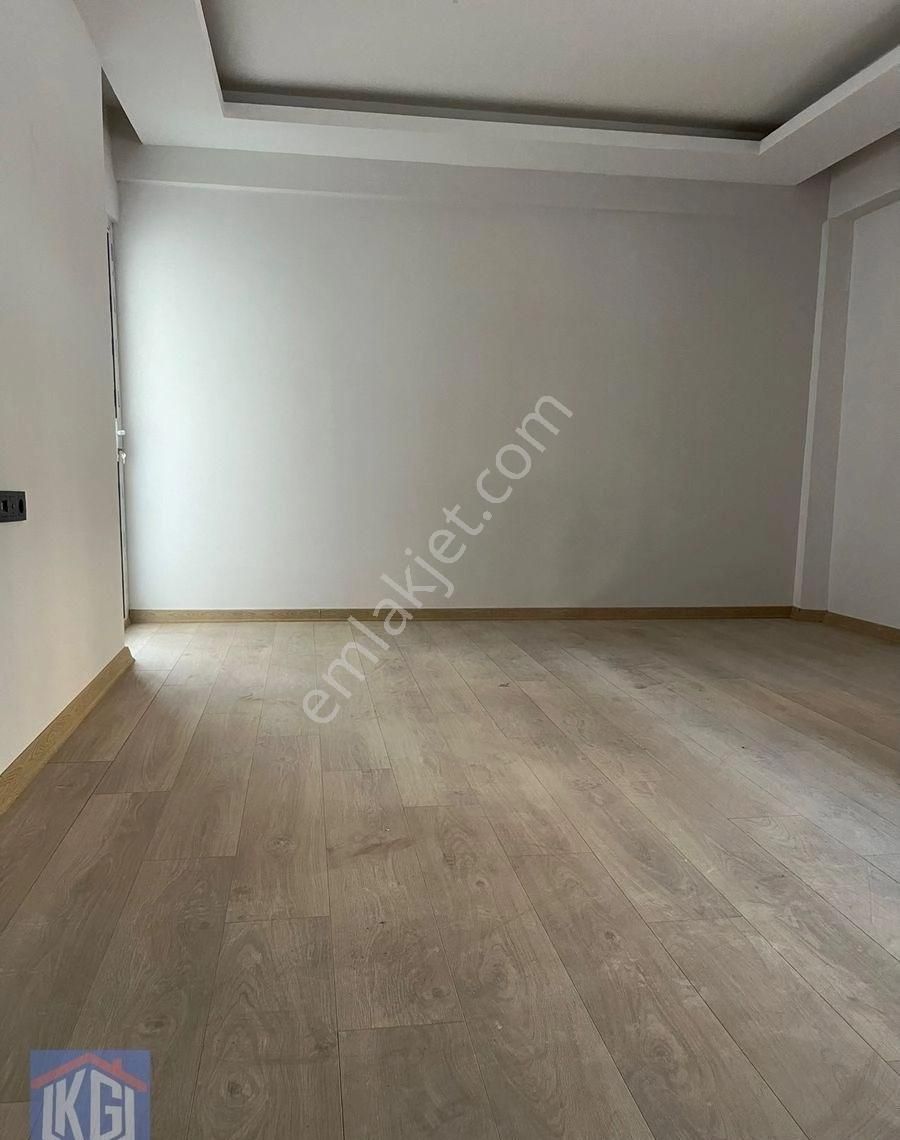 Full Yapılı Büyük Daire Uygun Fiyat 3+1 Giriş 0 Daire