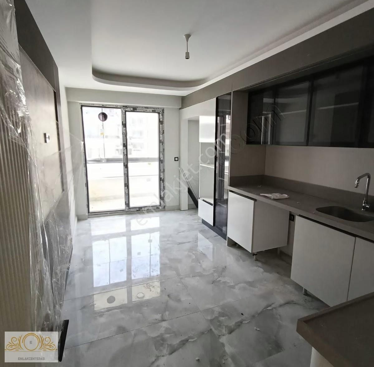 Emlak Centerden Arakat 3+1 Lüks Donanımlı Daire - Görsel 10