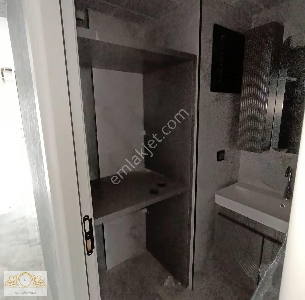 Emlak Centerden Arakat 3+1 Lüks Donanımlı Daire - Görsel 8