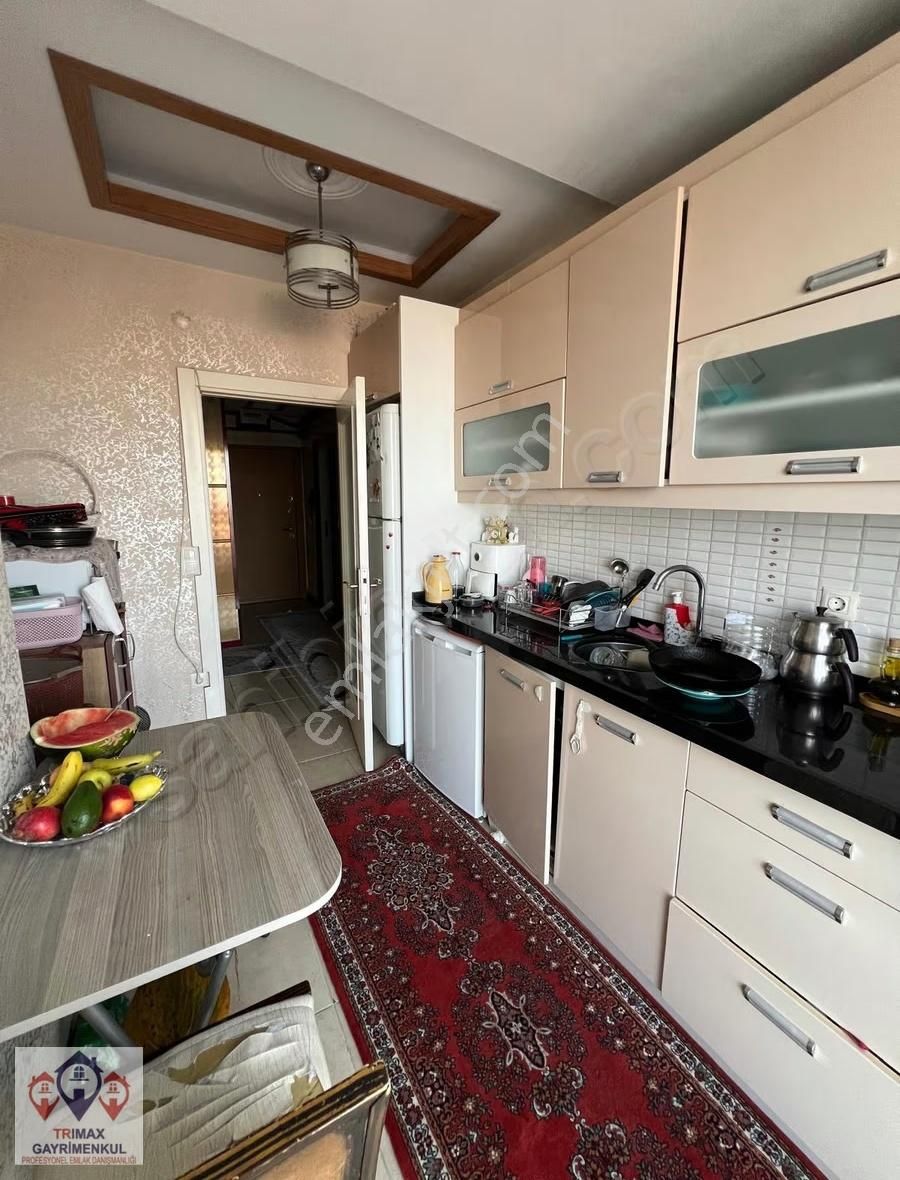 Yakuplu 126. Sokak'da Geniş 100 M2 Balkonlu Kapalı Mutfaklı - Görsel 10