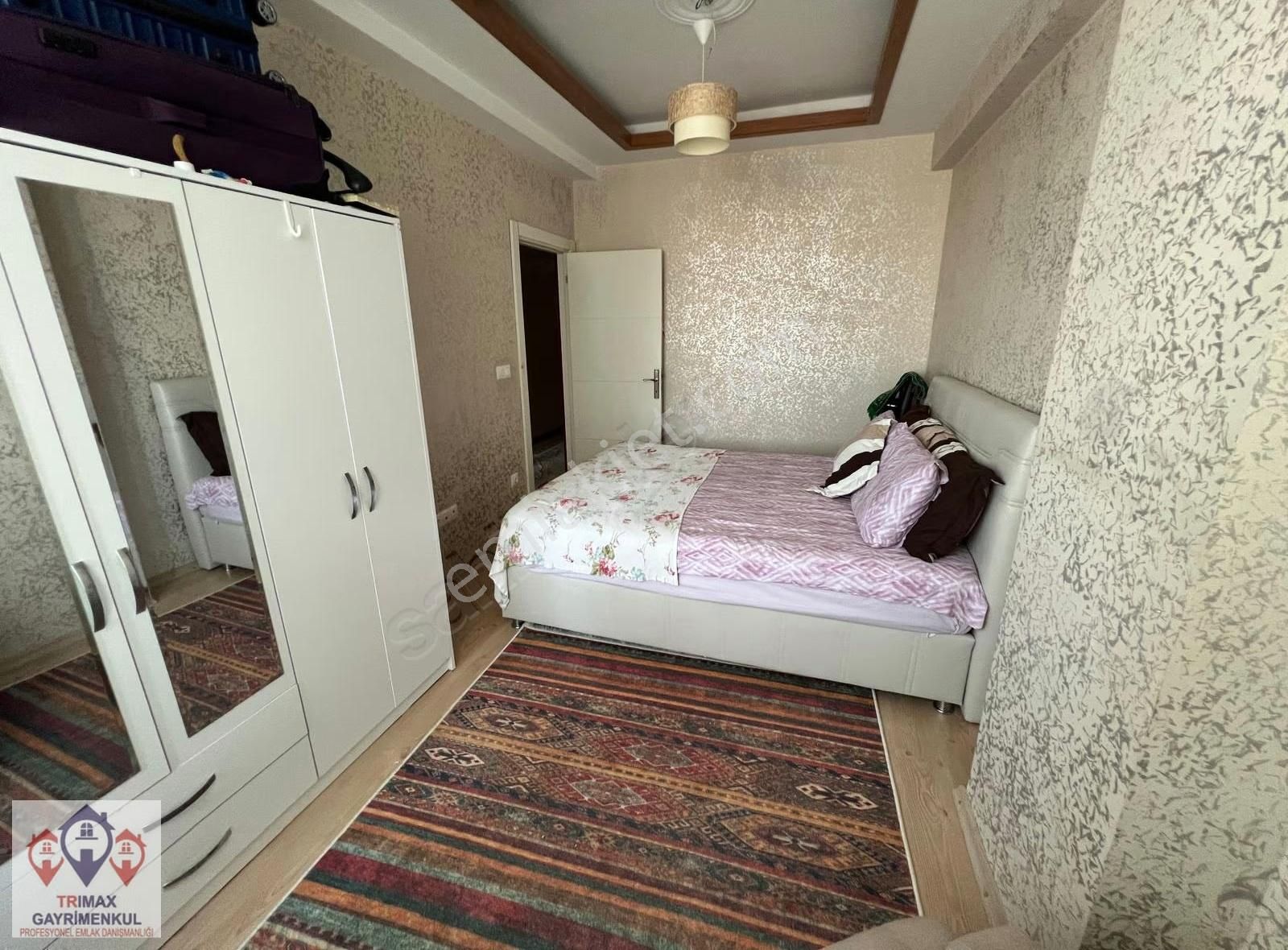 Yakuplu 126. Sokak'da Geniş 100 M2 Balkonlu Kapalı Mutfaklı - Görsel 16