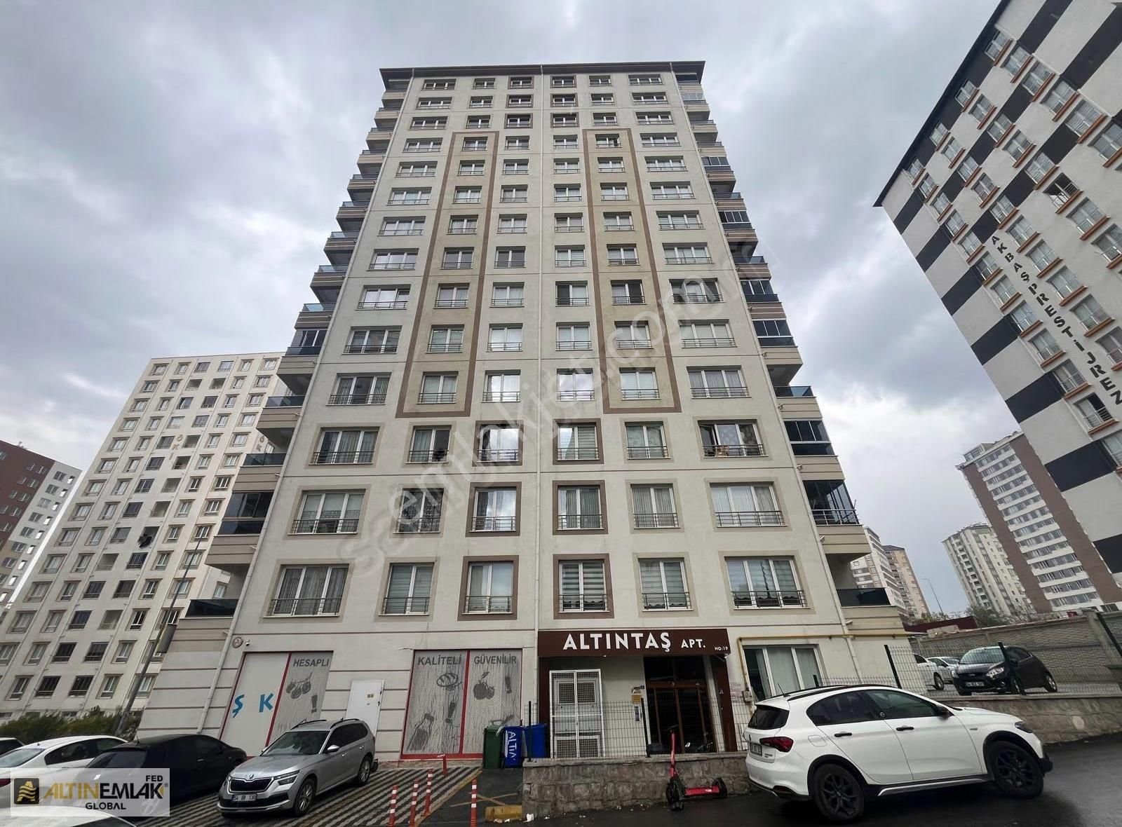 Talas Mevlana Da Son Duraklara Yakın Eşyalı 2.5+1 Satılık Daire