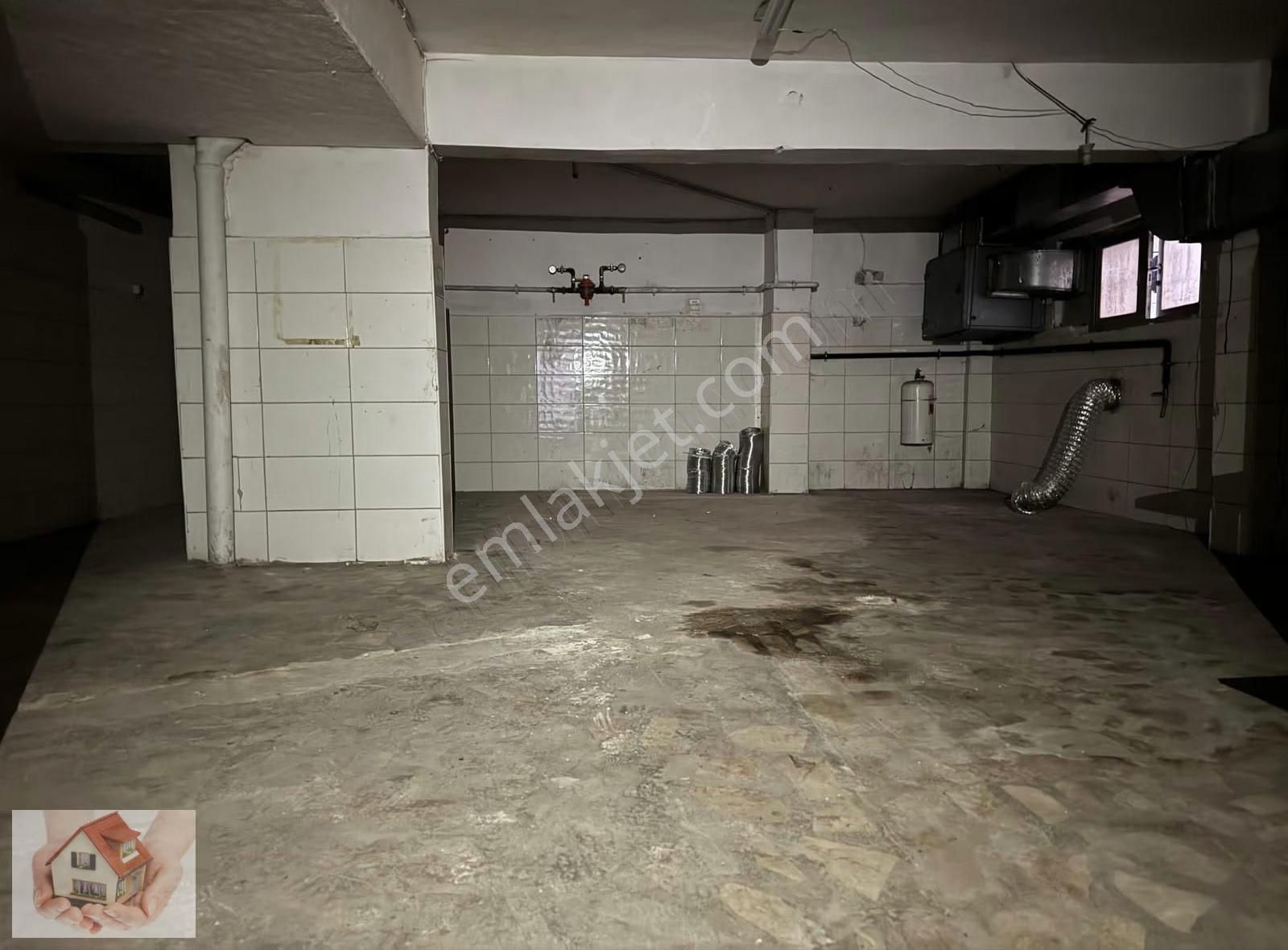 Doğuştan Armağanevlerde Kiralık Dükkan 130 M - Görsel 24
