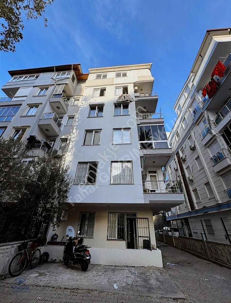 Antalya Muratpaşa Mahallesinde 2+1 Asansörlü Kiralık Daire - Görsel 4