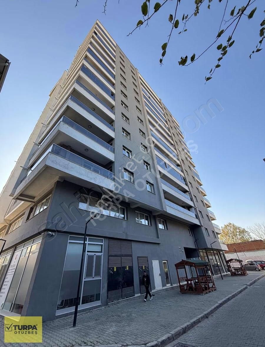 Turpa Otuzbeş'ten Bornova Prestij Konutları'nda Lüks 3+1 Daire - Görsel 33