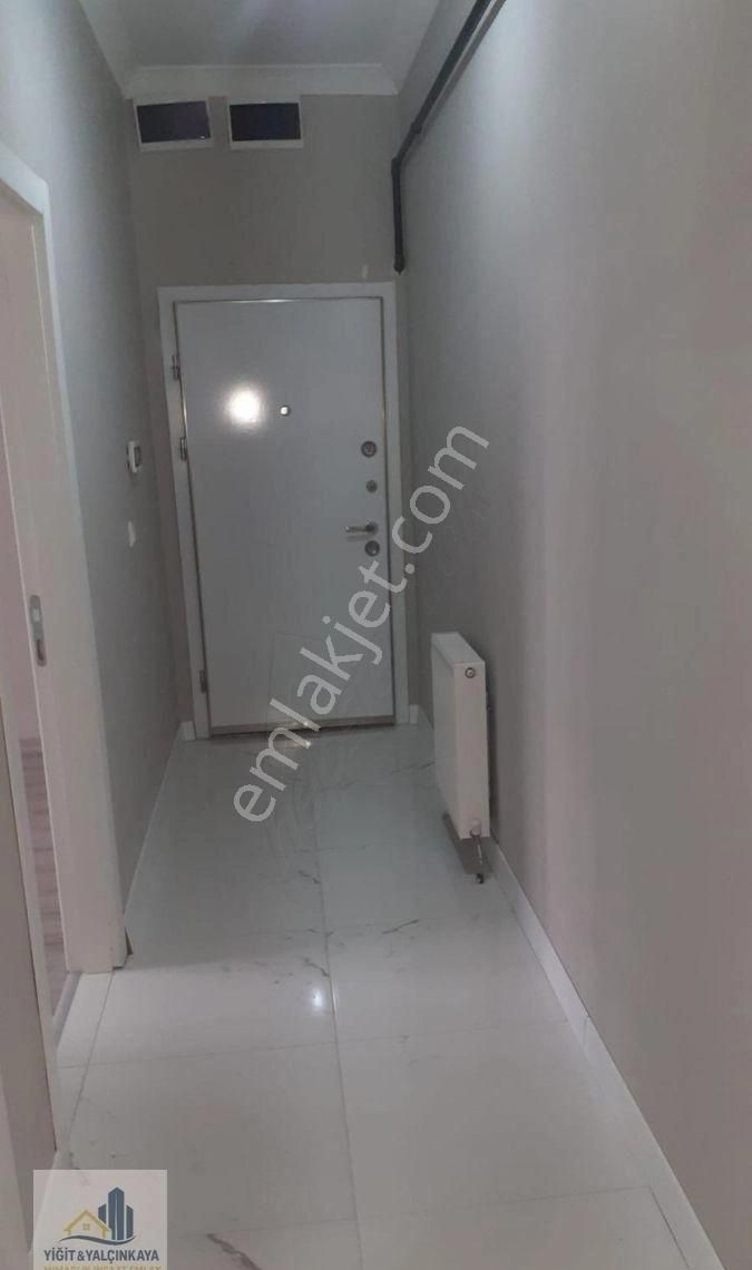 Yigit Yalçınkaya Emlaktan Üniversiteye 5 Dk Mesafede Park Manzaralı Lüx 1+1 Daire Kiracılı - Görsel 10