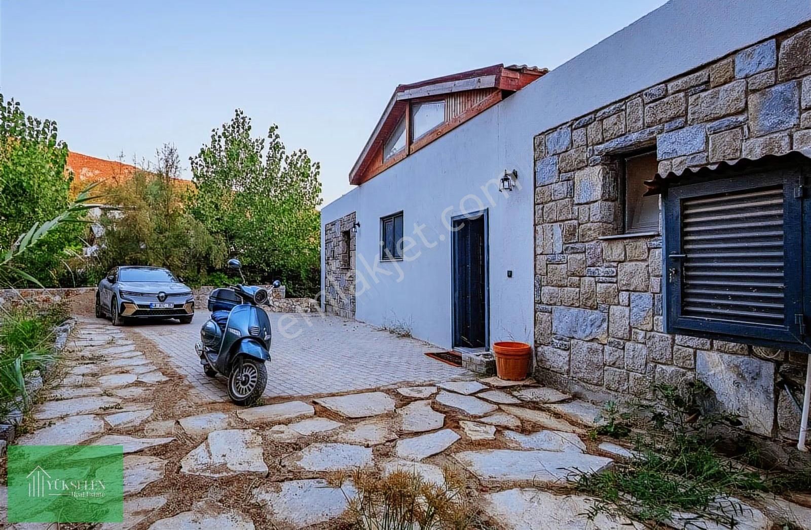 Gümüşlük Karakaya'da Manzaralı Havuzlu 4+1 Tek Katlı Taş Villa - Görsel 30