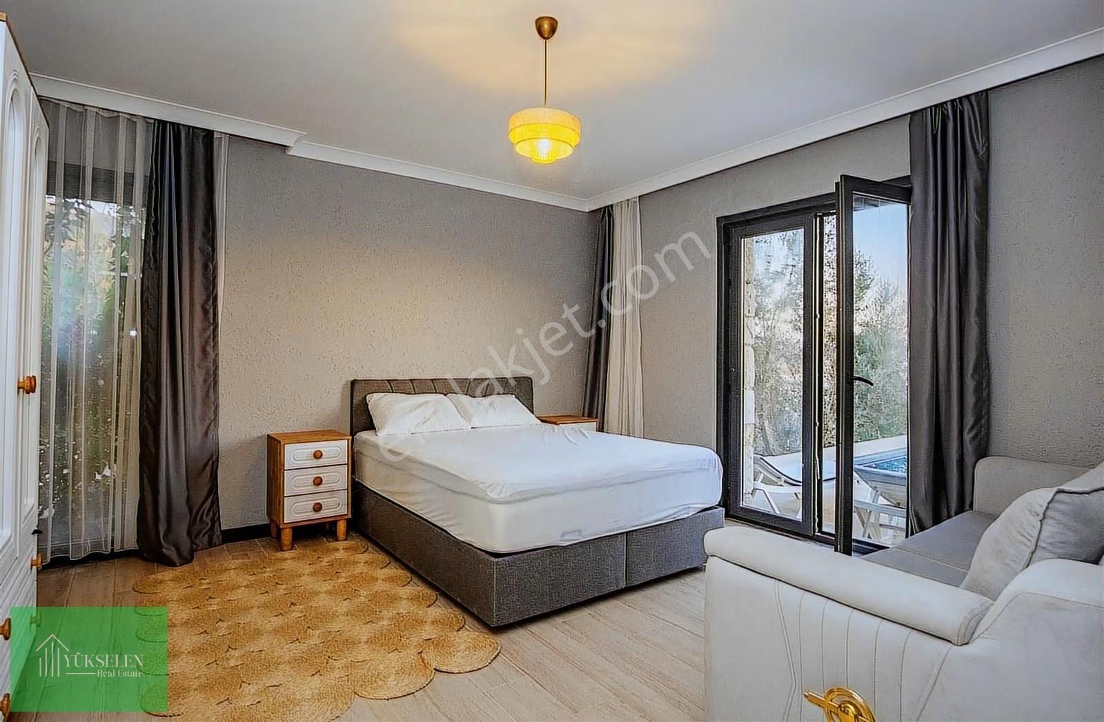 Gümüşlük Karakaya'da Manzaralı Havuzlu 4+1 Tek Katlı Taş Villa - Görsel 15