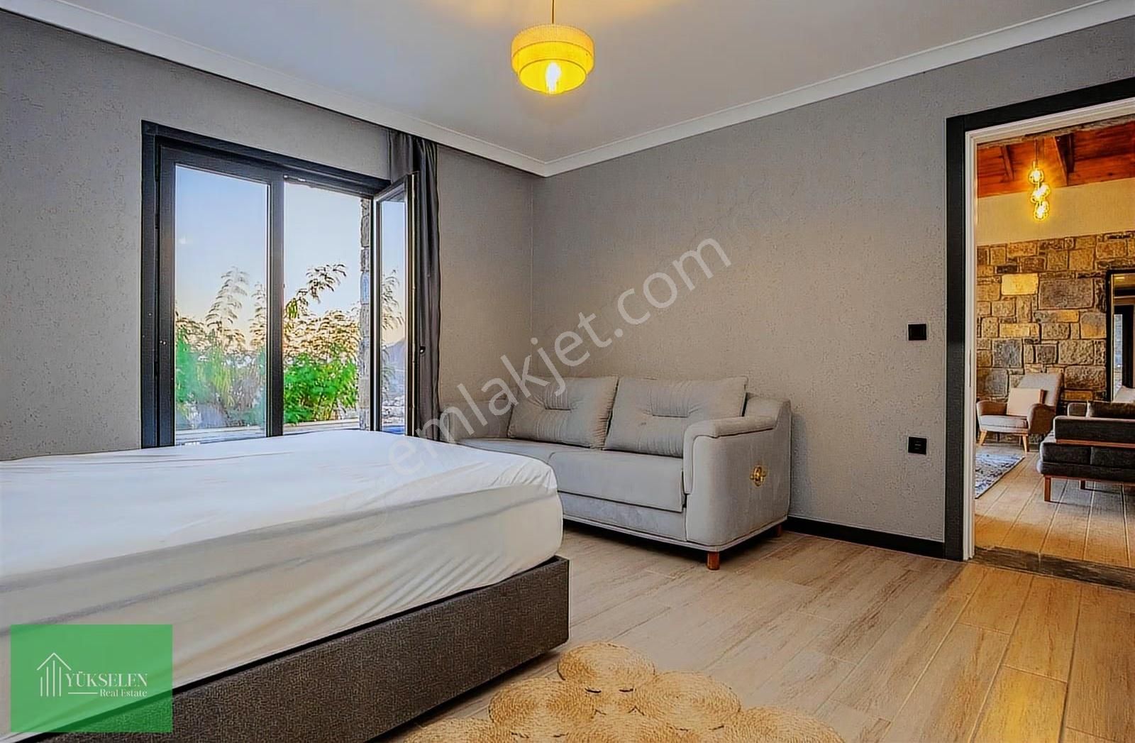 Gümüşlük Karakaya'da Manzaralı Havuzlu 4+1 Tek Katlı Taş Villa - Görsel 14