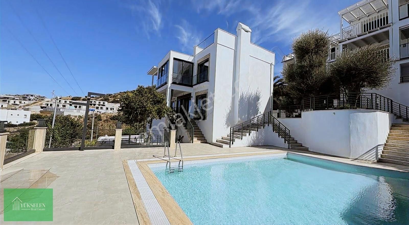 Yalıkavakta Satılık Panaromik Deniz Manzaralı Daire - Görsel 12