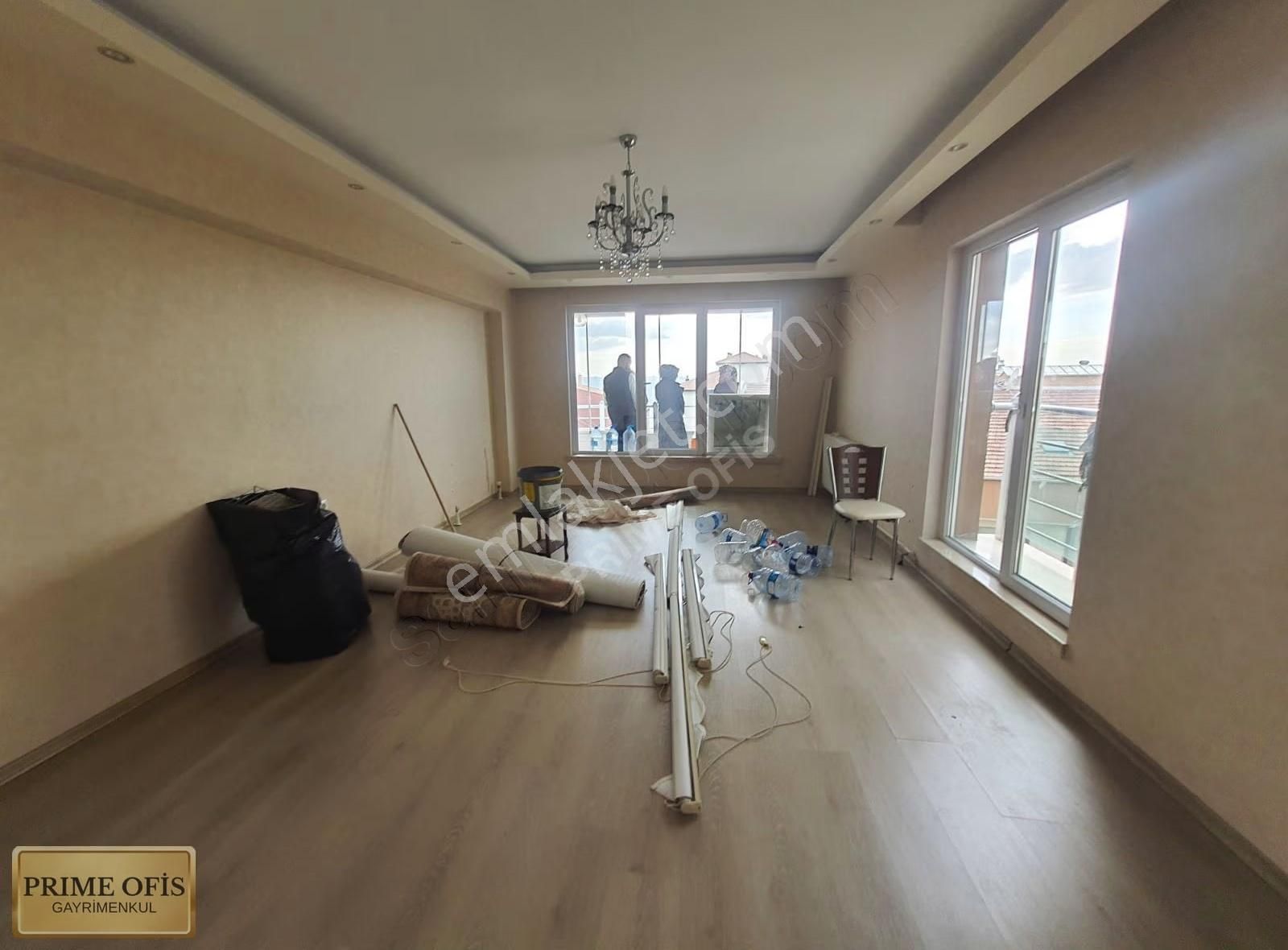 3+1 Asansörlü Yapılı Yayla Da 10 Yıllık Bina Porsuk Cad. Yakın - Görsel 10