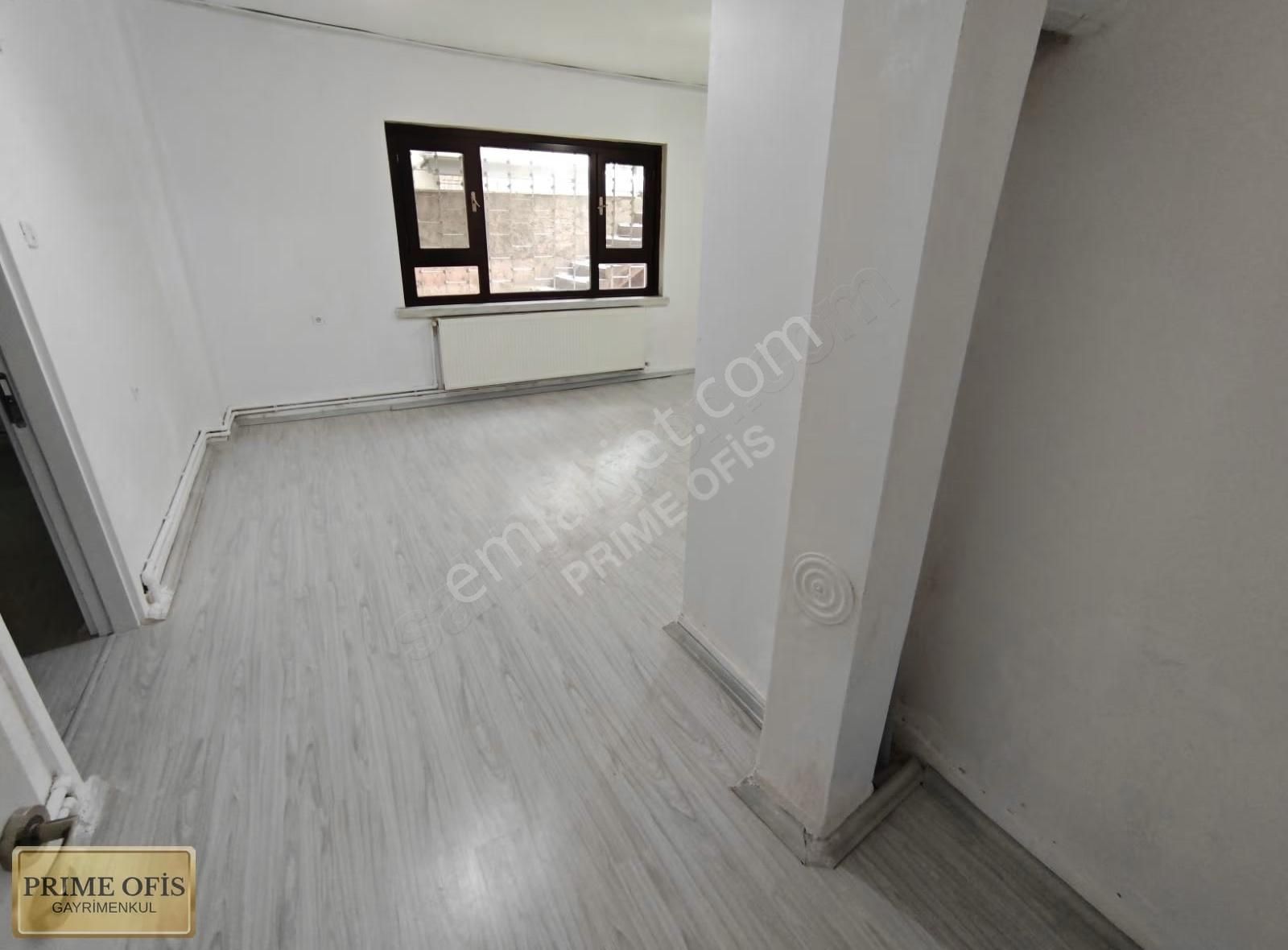 Demet Lale Mah.de Metroya Çok Yakın İçi Yapılı 3+1 Satılık Daire - Görsel 12