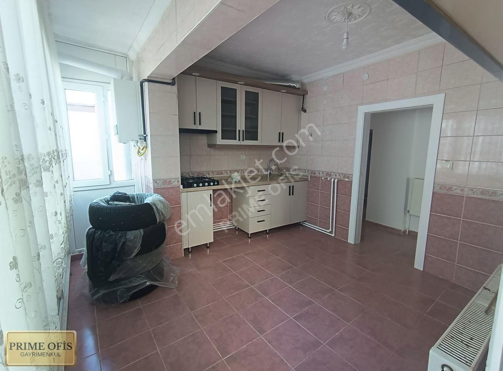 Hem Merkezi Hem Huzurlu Konumda 3+1 Kiralık Daire - Görsel 15