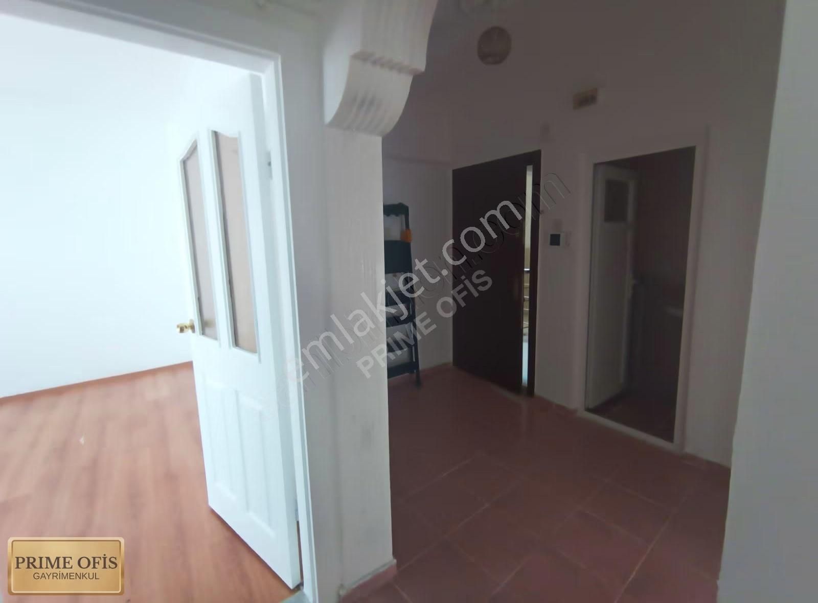 Hem Merkezi Hem Huzurlu Konumda 3+1 Kiralık Daire - Görsel 2