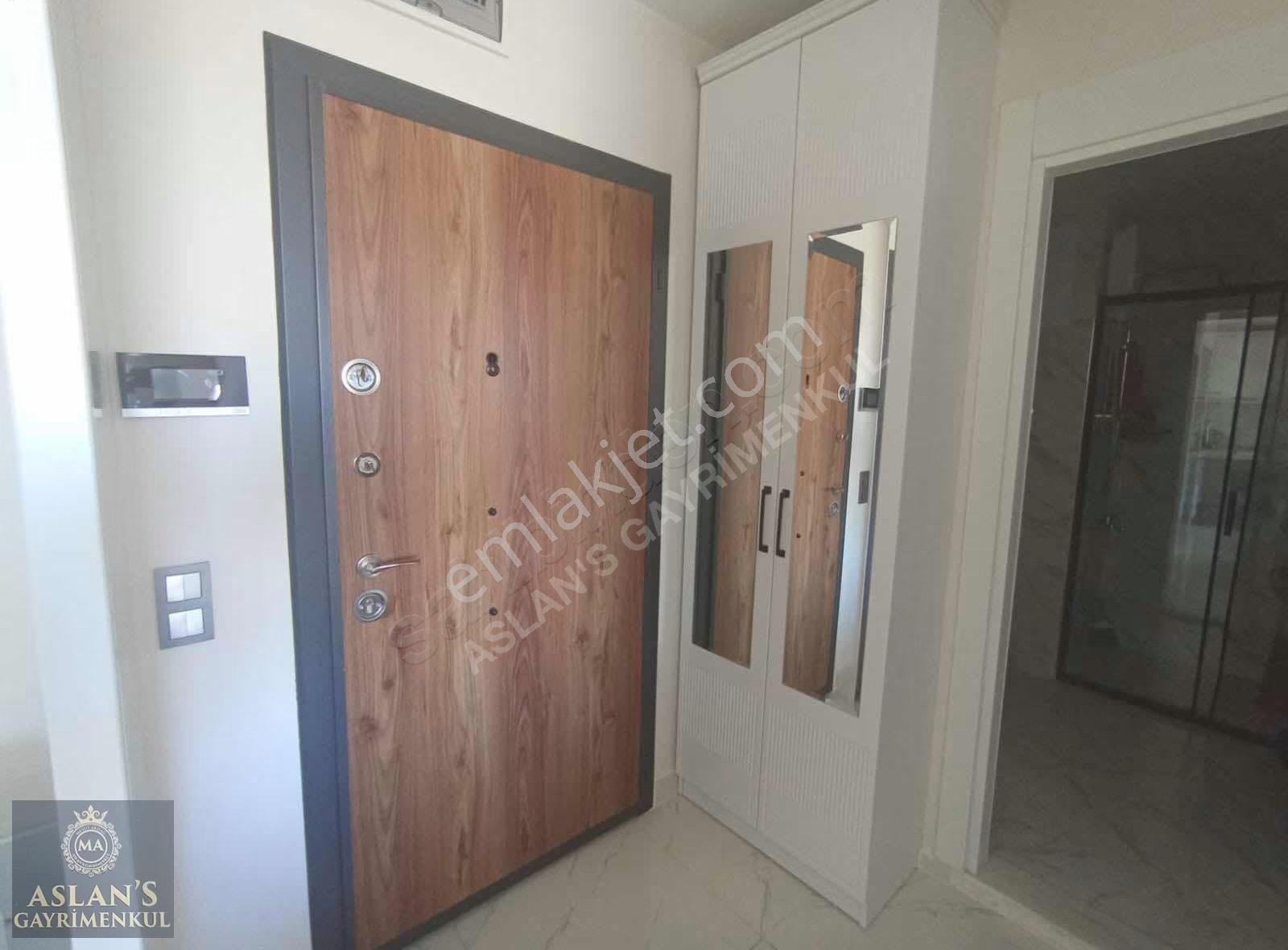 Erdemli Kocahasanlı'da Havuzlu Eşyalı Satılık 1+1 Daire - Görsel 4