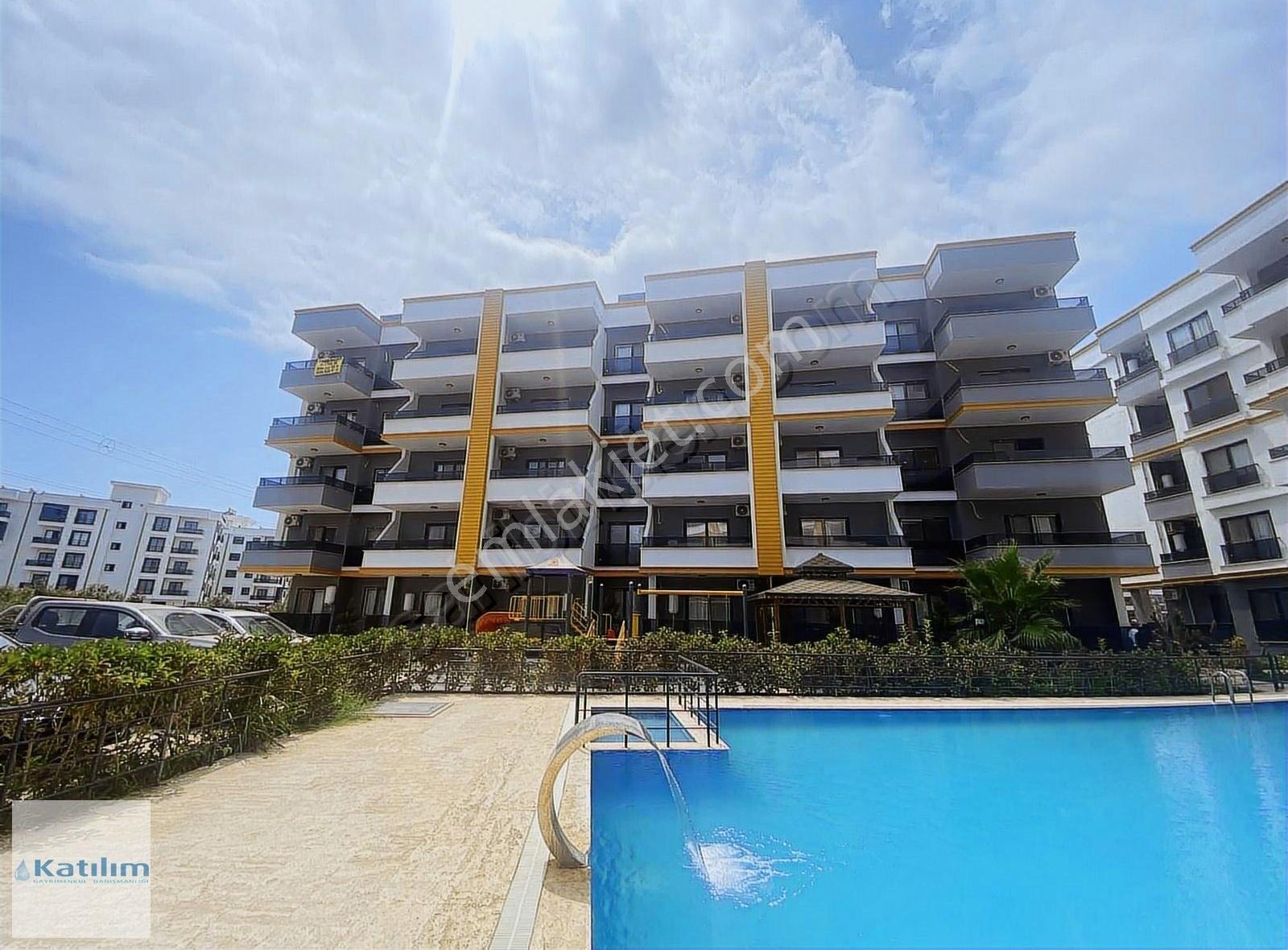 Yeşilovacıkta Eşyalı Satılık Havuzlu Sıfır Daire - Görsel 10