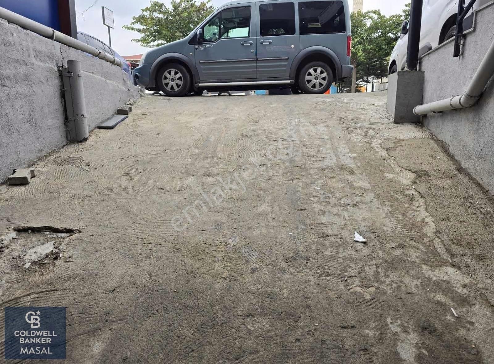 Ferhatpaşa'da 275m2 Ofisli Depo-atölye - Görsel 24