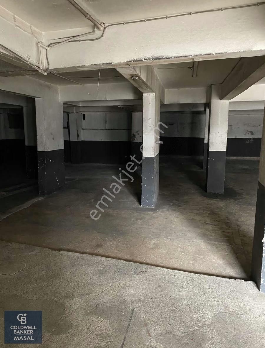 Ferhatpaşa'da 275m2 Ofisli Depo-atölye - Görsel 28