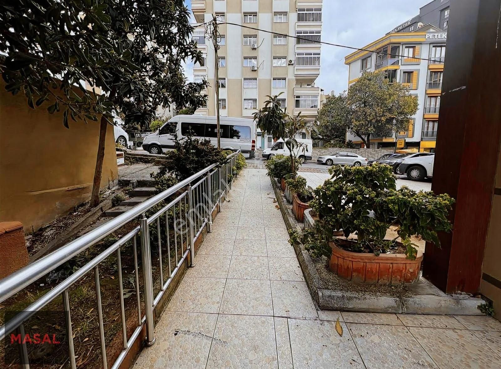 Kartal'da Satılık 3+1 Deniz Manzaralı, Ebeveyn Banyolu Cadde Üst - Görsel 10