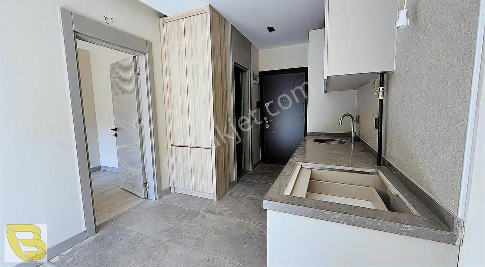 Döşemealtı Merkezde Satılık 1+1 Sıfır Yüksek Giriş Lüks Daire