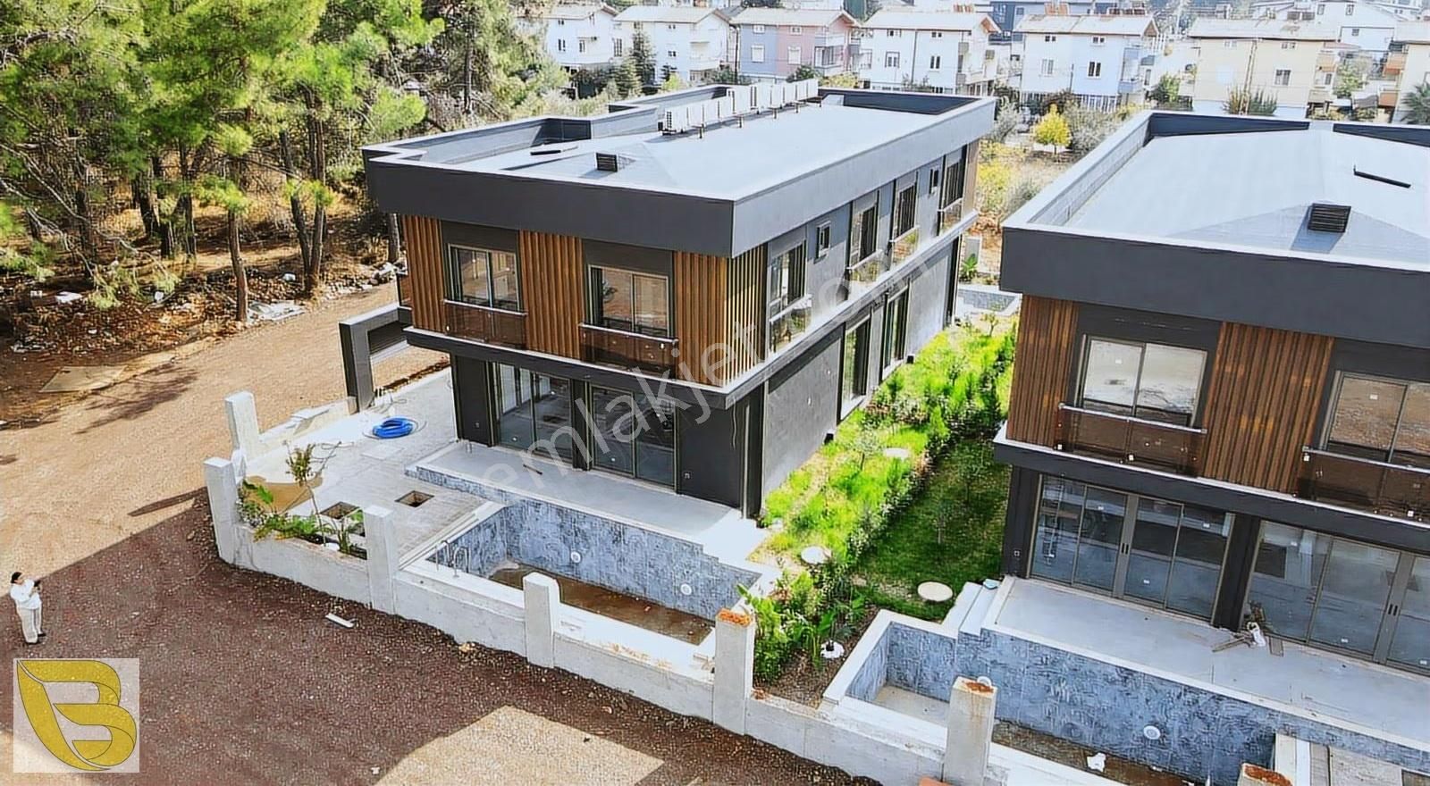 Altınkale Site İçinde Satılık 4+1 Müstakil Havuzlu Villa - Görsel 2