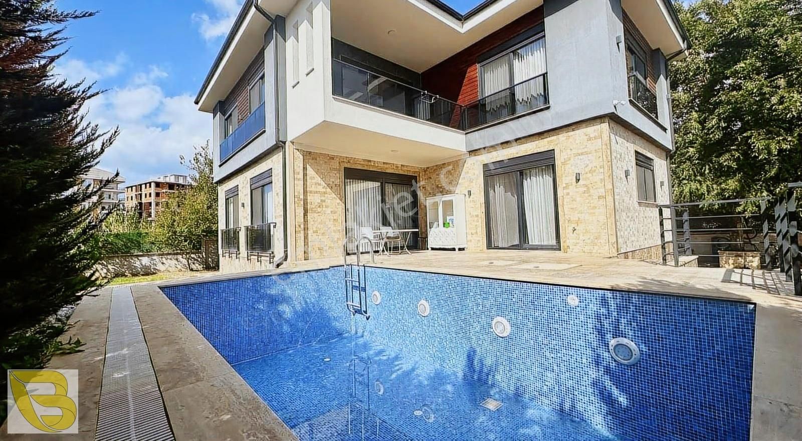 Bahçeyaka Merkezde Satılık 5+1 Müstakil Havuzlu Lüks Villa - Görsel 20