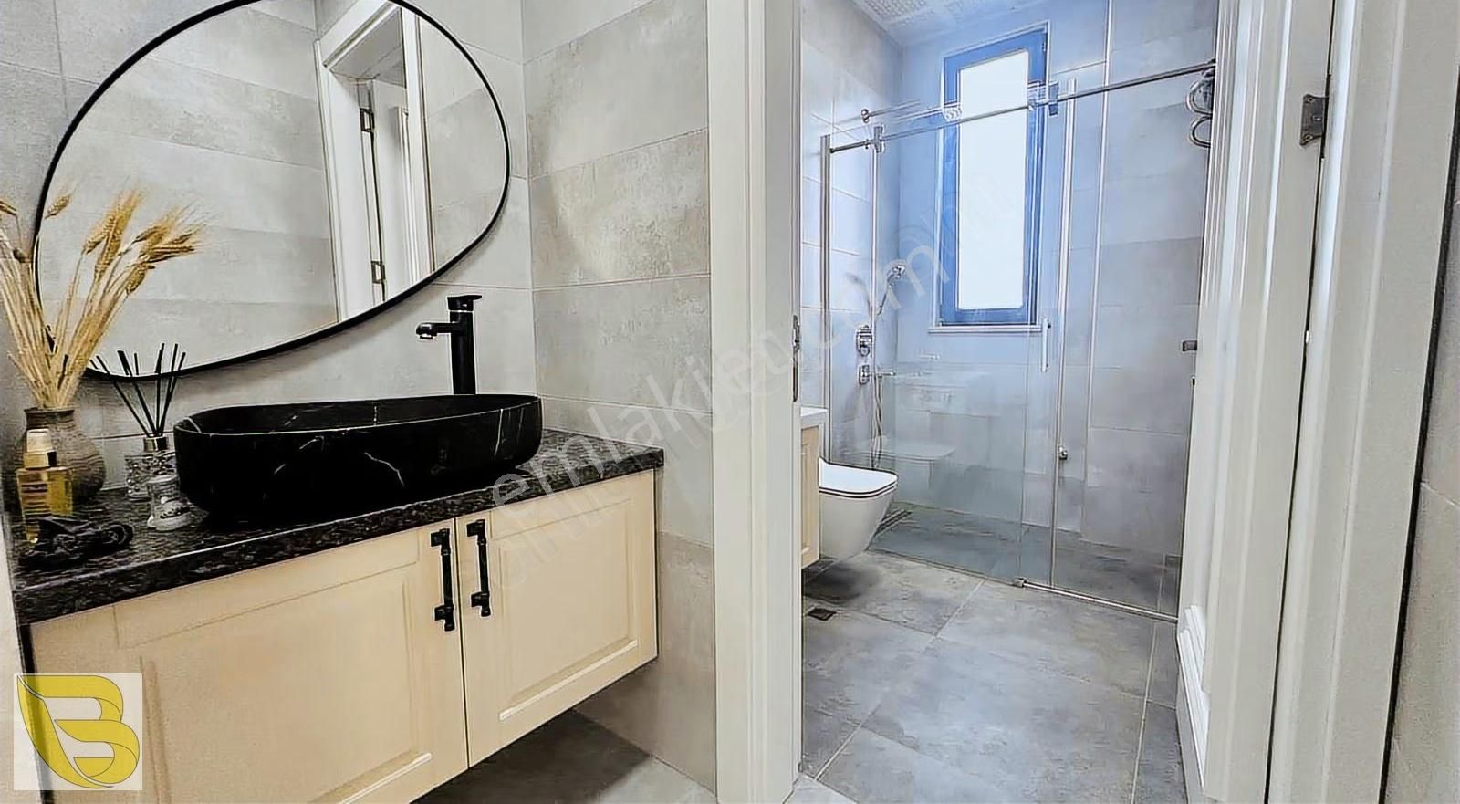 Bahçeyaka Merkezde Satılık 5+1 Müstakil Havuzlu Lüks Villa - Görsel 16