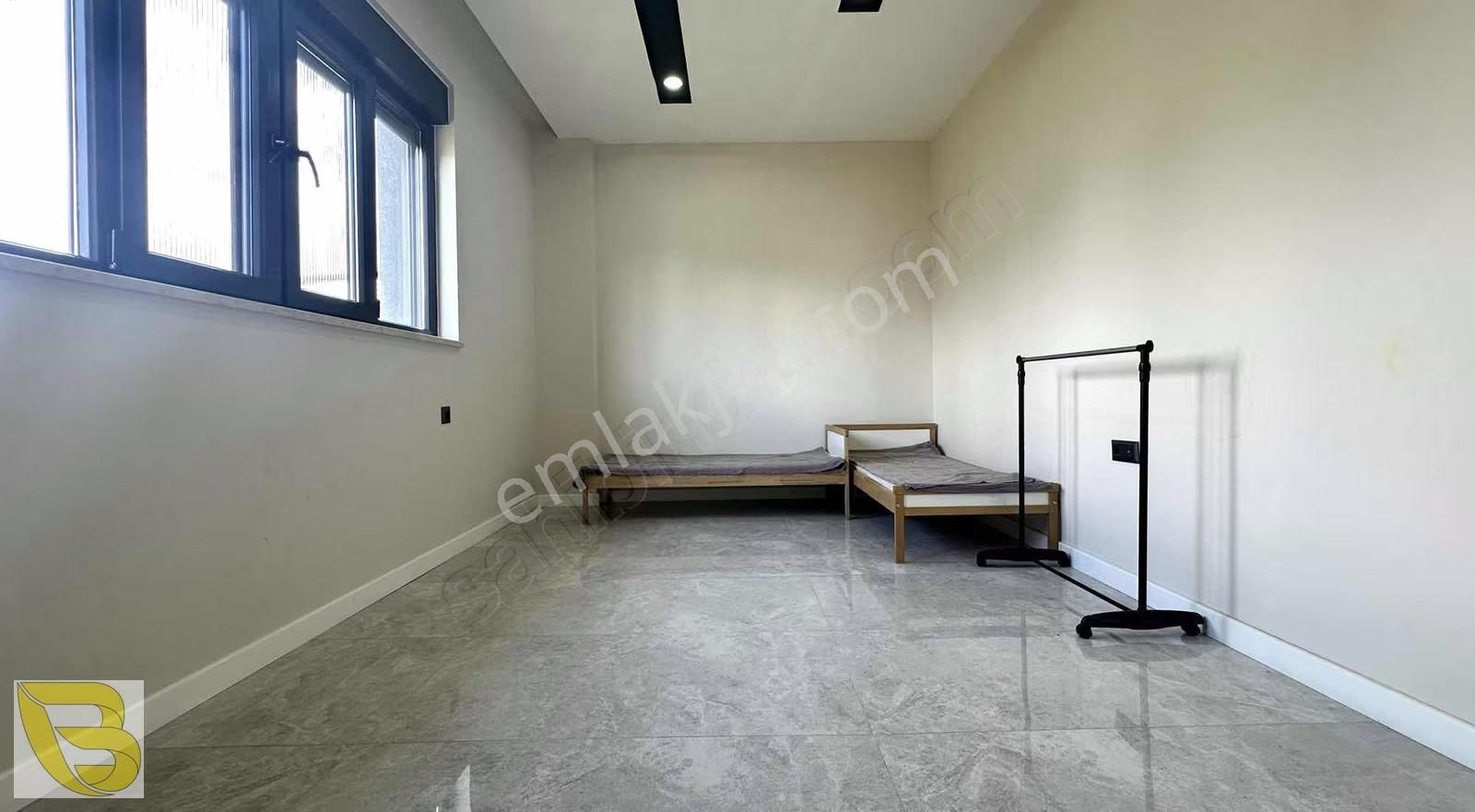 Bahçeyaka Merkezde Satılık 5+1 Müstakil Havuzlu Lüks Villa - Görsel 3