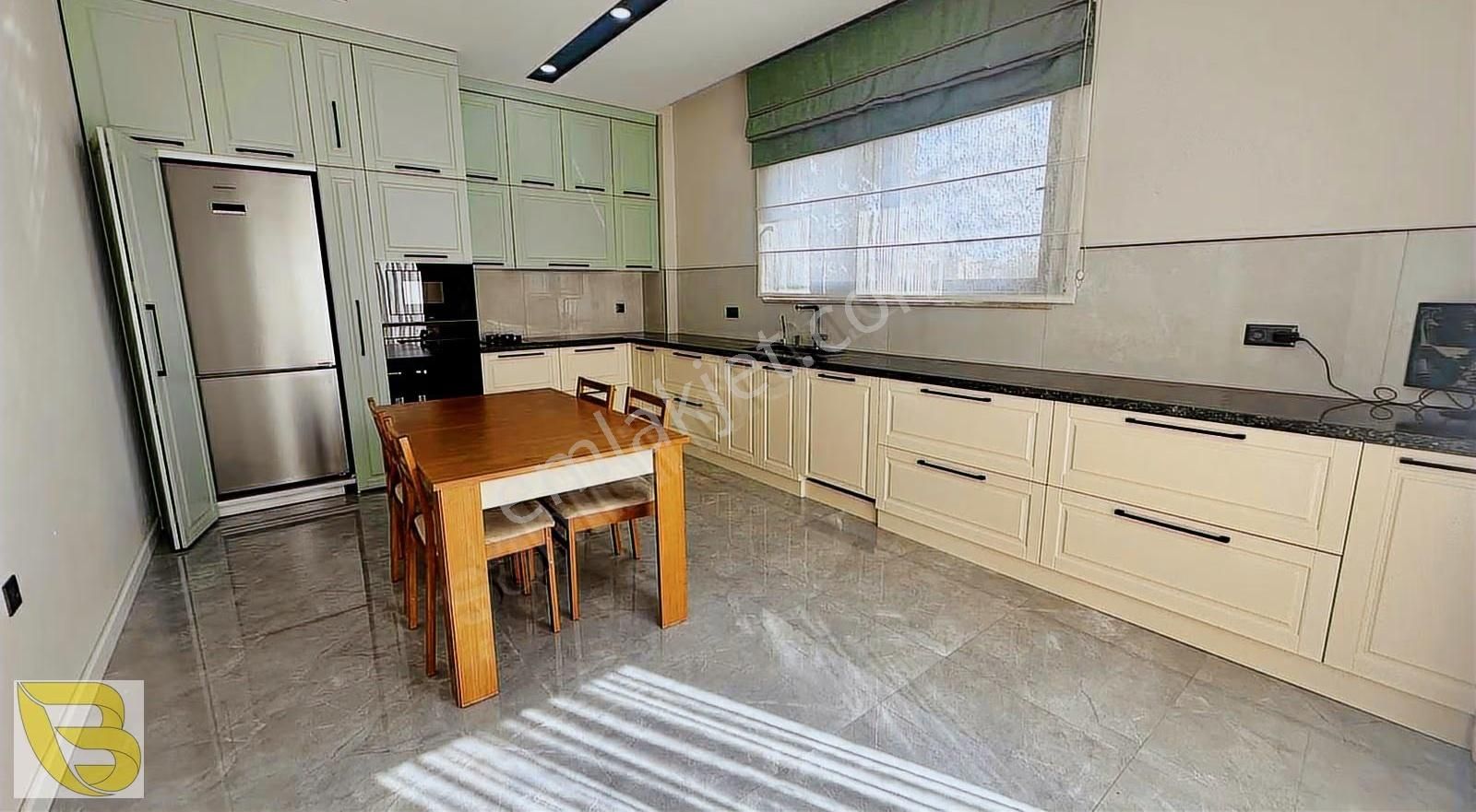 Bahçeyaka Merkezde Satılık 5+1 Müstakil Havuzlu Lüks Villa - Görsel 22