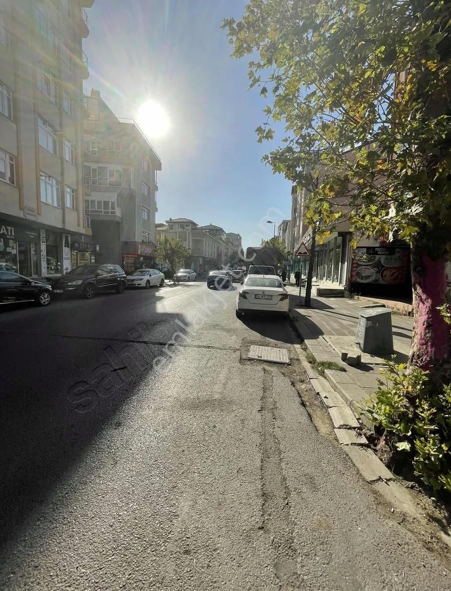 Ana Cadde Üzeri Ara Kat 3+1