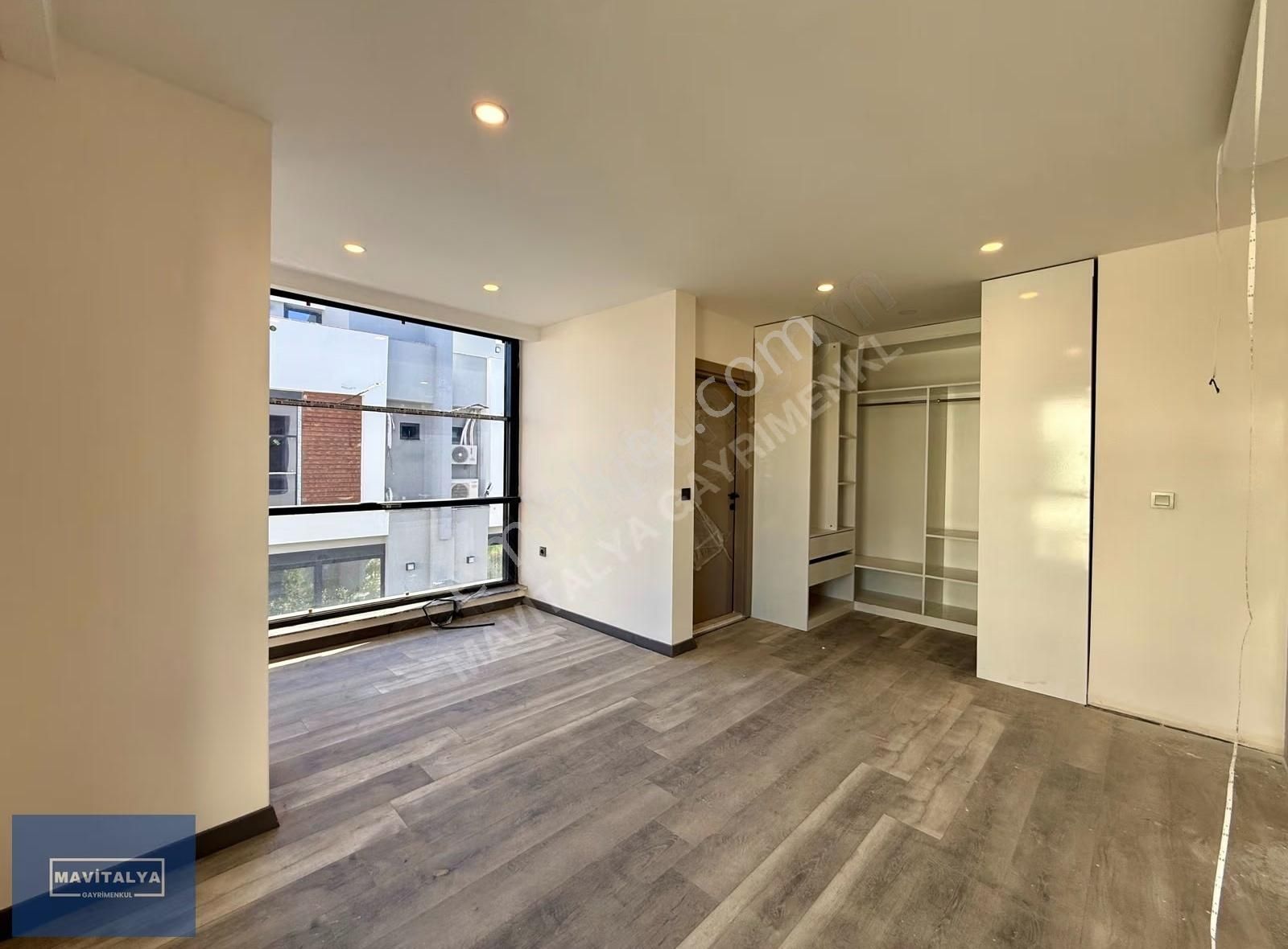 Altınkale'de Kiralık Site İçerisinde 5+1 Asansörlü Sıfır Villa - Görsel 24