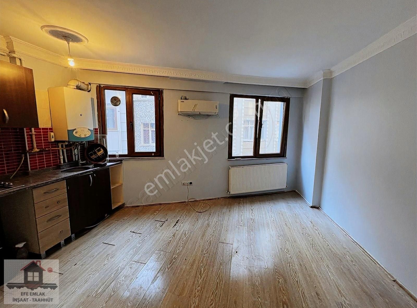 Kiralık 1+1 Daire Efe Emlakeski Şehir Mah. Şişli İstanbul