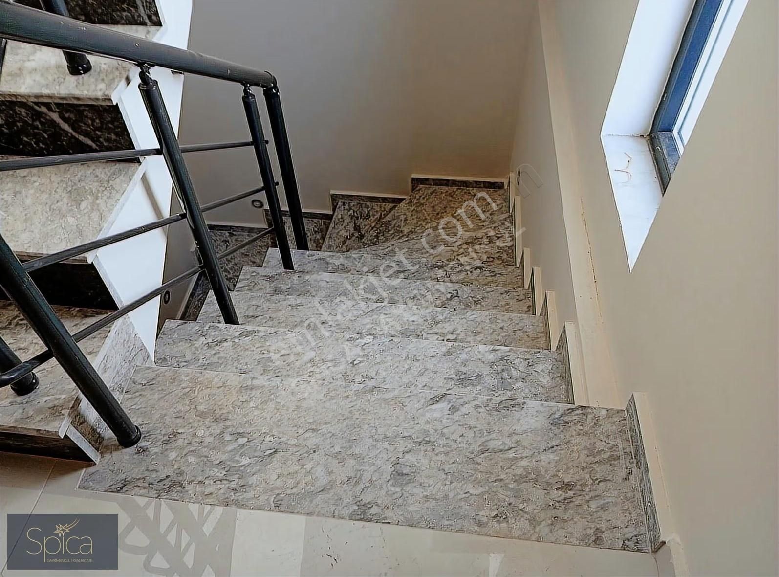 Seferihisar Tepecik Mahallesinde Satılık Dubleks Villa - Görsel 11