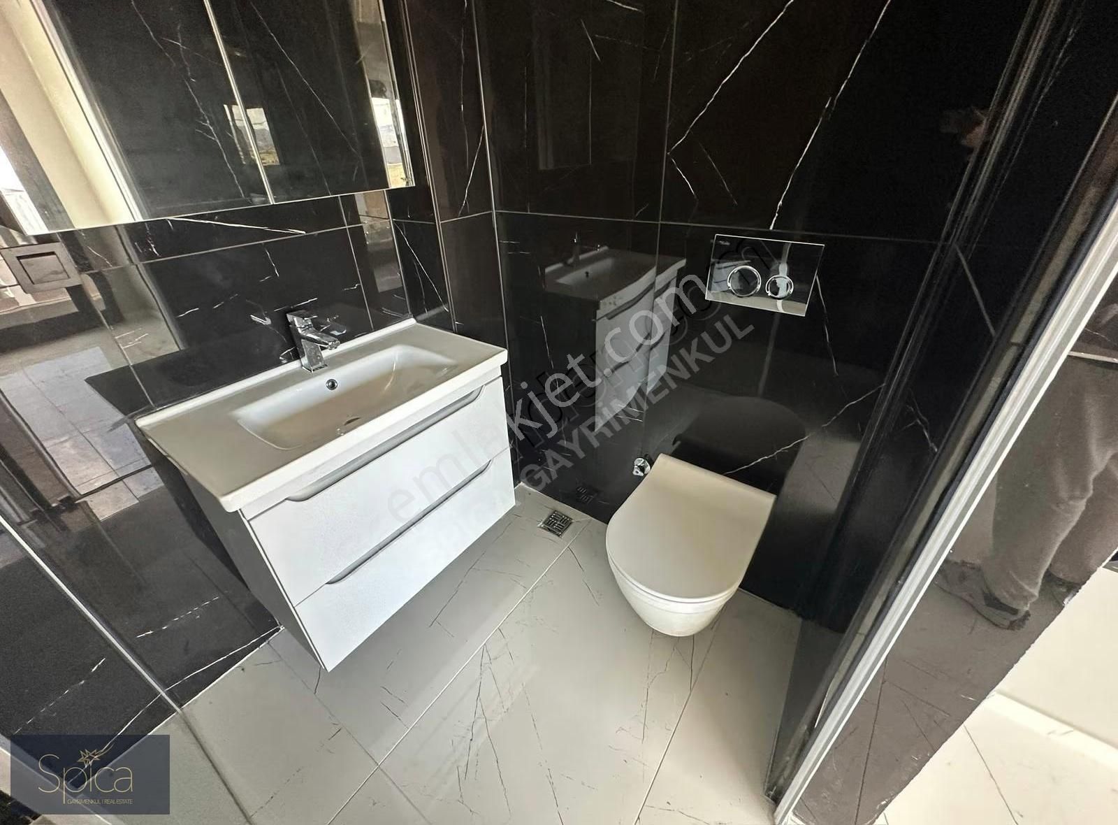 Bergama Bahçelievler Mahallesi Satılık 3+1 Bahçeli Dubleks Villa - Görsel 24