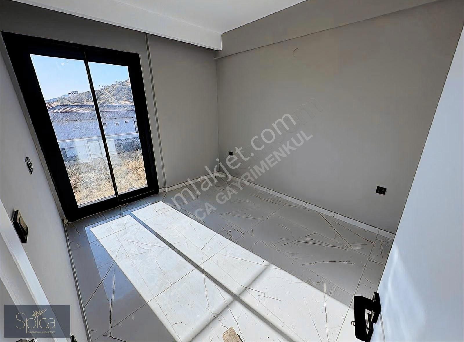 Bergama Bahçelievler Mahallesi Satılık 3+1 Bahçeli Dubleks Villa - Görsel 23