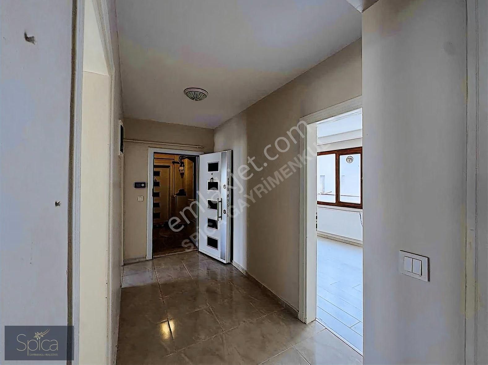 Bayraklı Gümüşpala Mah.terasından Deniz Manzaralı Kiralık 3+1 - Görsel 16