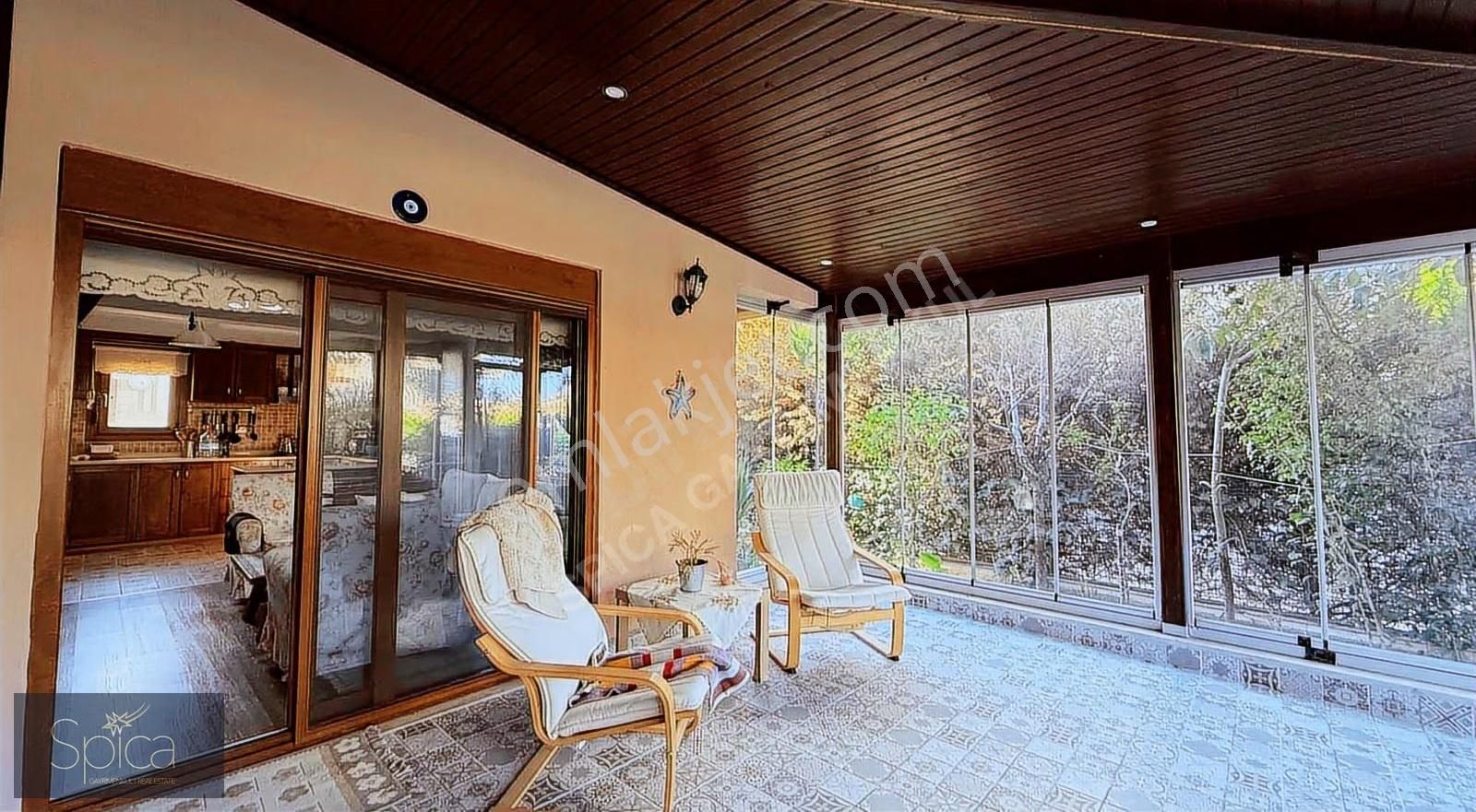 Villankent'de Merkezi Konumda Havuzlu Villa - Görsel 24