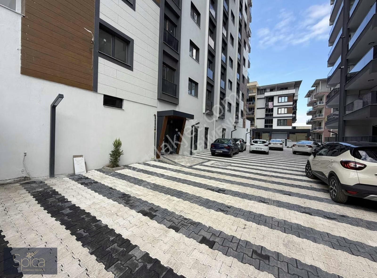 Menemen'de Full Manzaralı Sıfır Binada 3+1 Satılık Daire - Görsel 21
