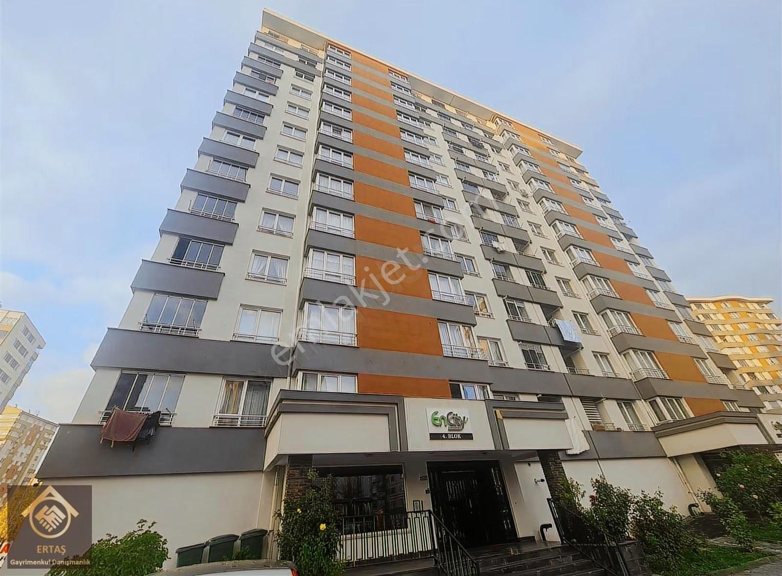 Küçükali Mah. 3+1 Sıfır Ayarında Satılık Daire