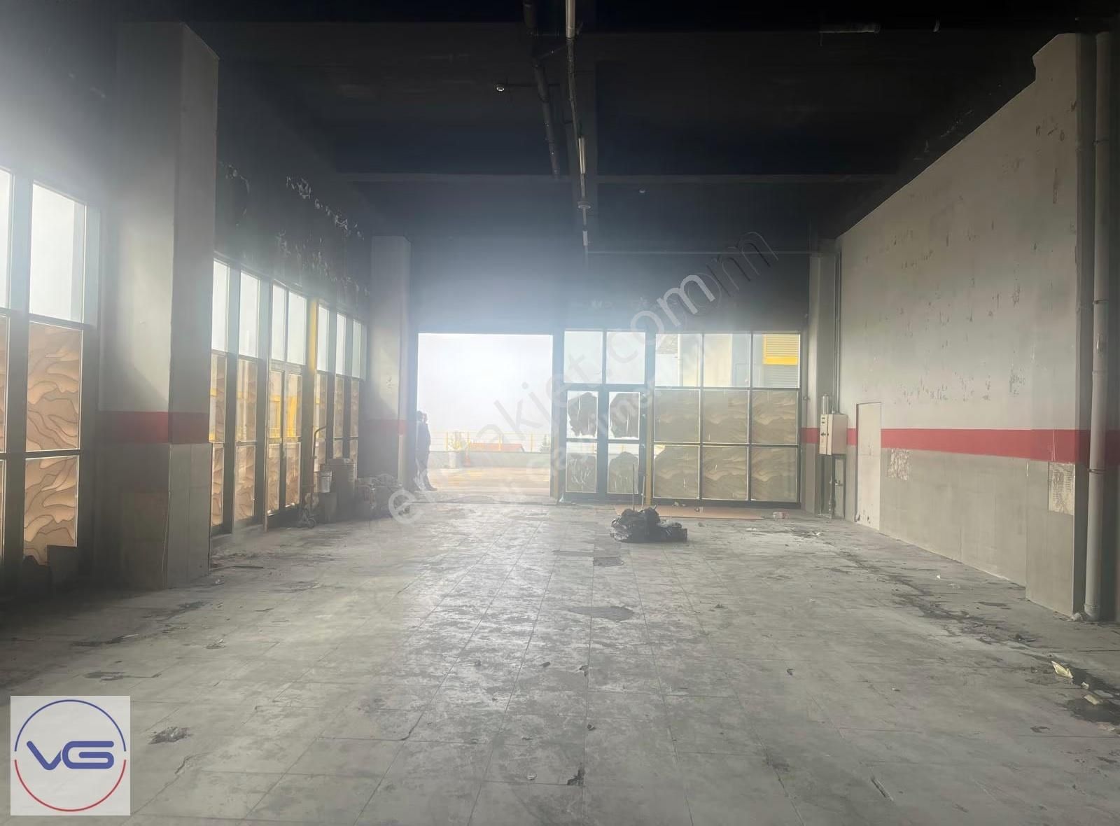 Tuzla Plus Sanayi Sitesinde 209m2 Satılık Dükkan İmalathane - Görsel 5