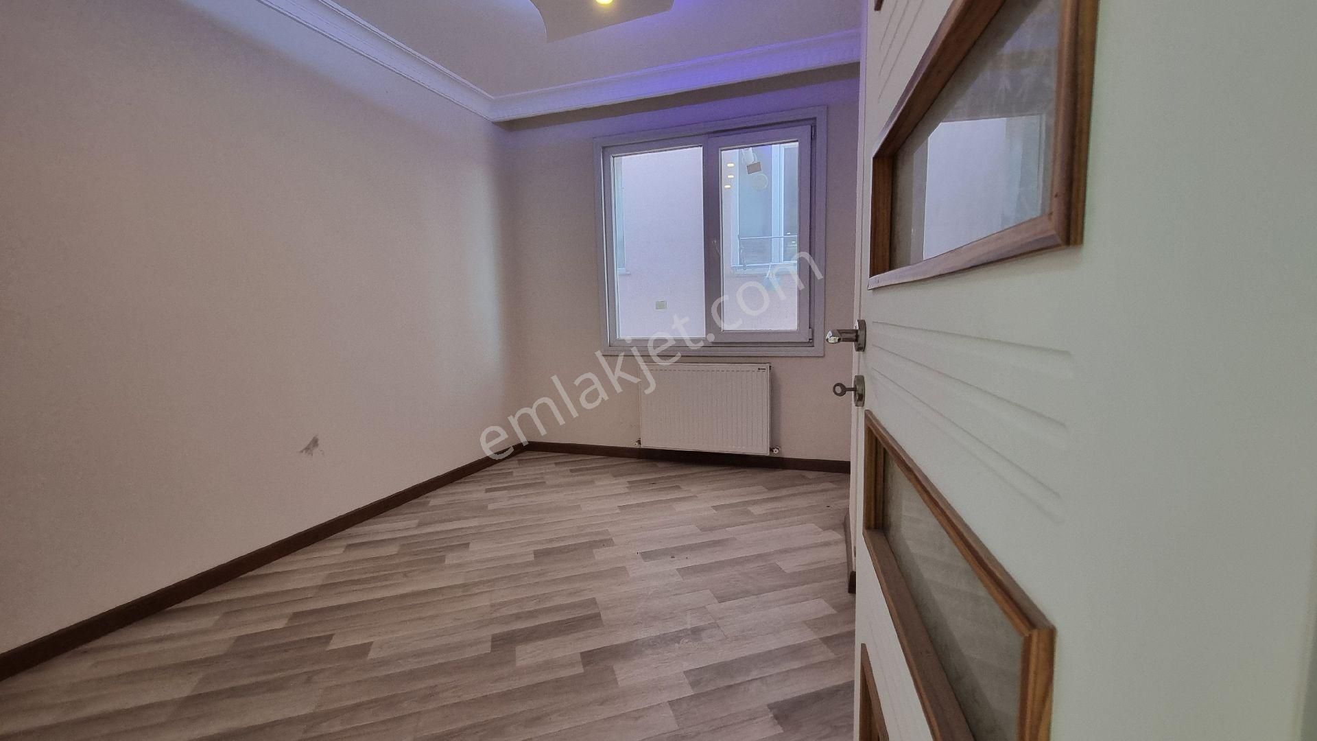 Avcılar'da Sıfır Kullanım Geniş Dubleks Daire 160 M² Net 3+2 - Görsel 12