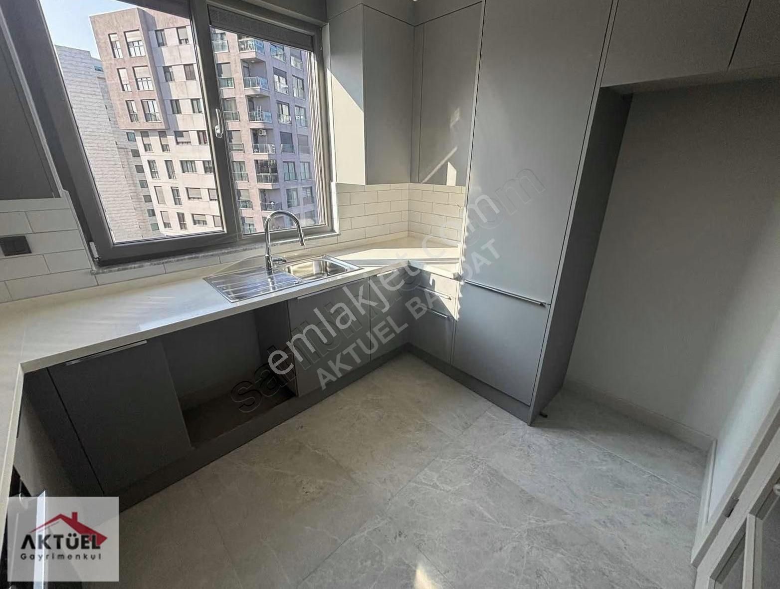 Göztepede Özgürlük Parkına Komşu 135 M2 Sıfır Bina Ebeveynli 3+1 - Görsel 31