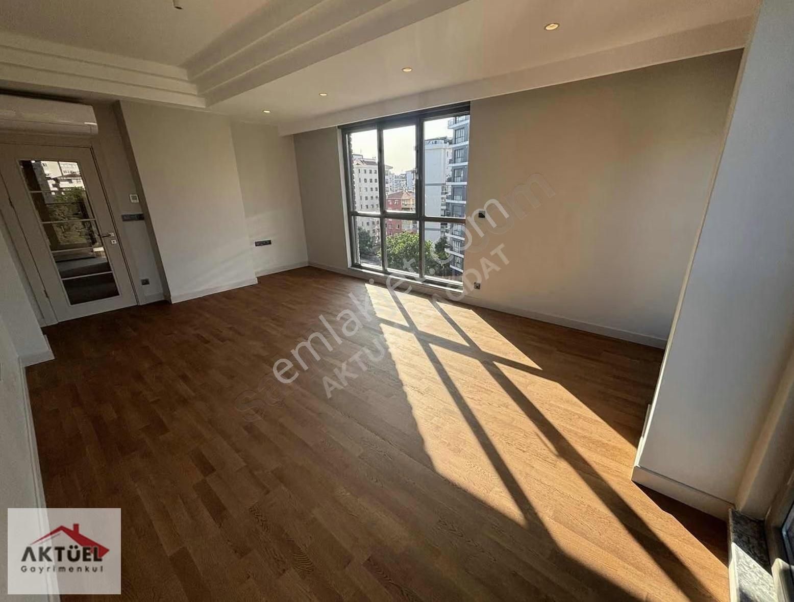 Göztepede Özgürlük Parkına Komşu 135 M2 Sıfır Bina Ebeveynli 3+1 - Görsel 18