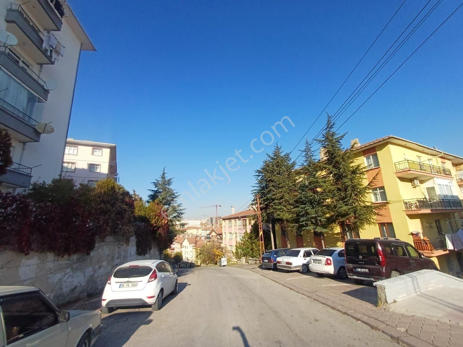 Keçiören Turyap'tangüçlükaya Mah. Uzunköprü Sokakta 3+1 Ara Kat - Görsel 3