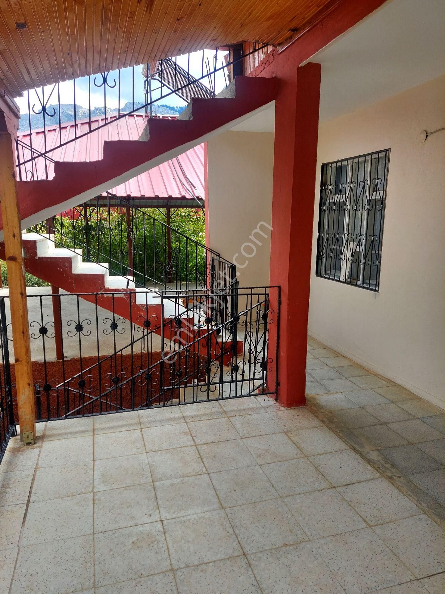 Sahıbınden Küçüktekır'de 2 Katlı - Görsel 9