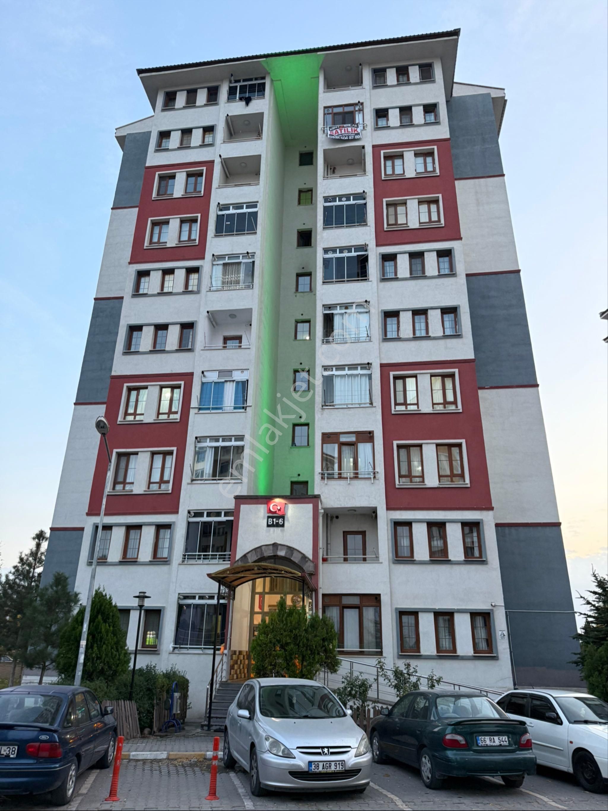 Şeker Toki 1 Etapın En Fuul Yapılı 2+1 Satılık Dairesi