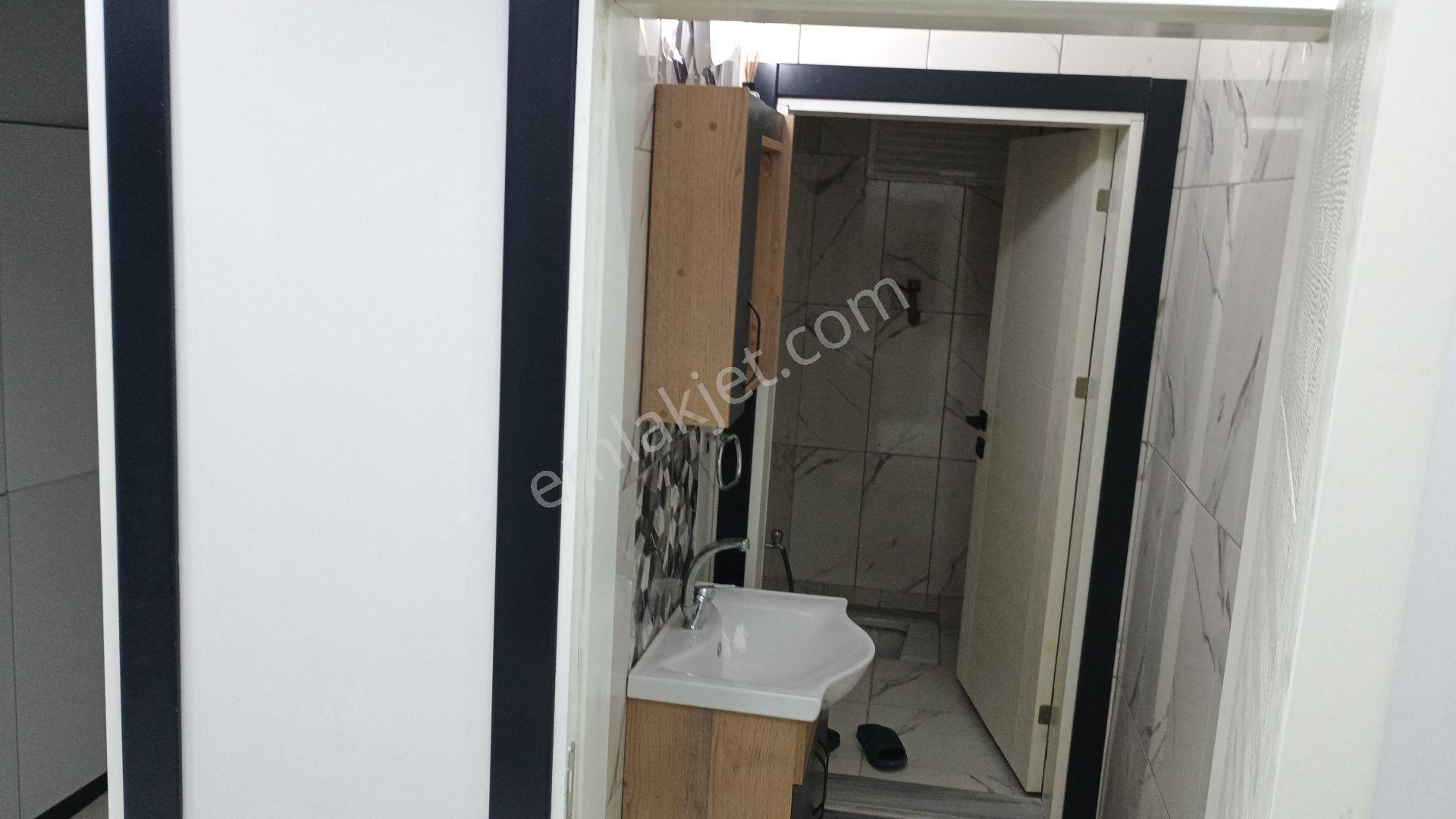 Silifke De Bundan Daha İyisi Yok Antalya Silifke Ana Yolu Üzerinde Ferah Teraslı Görülmeye Değer - Görsel 15
