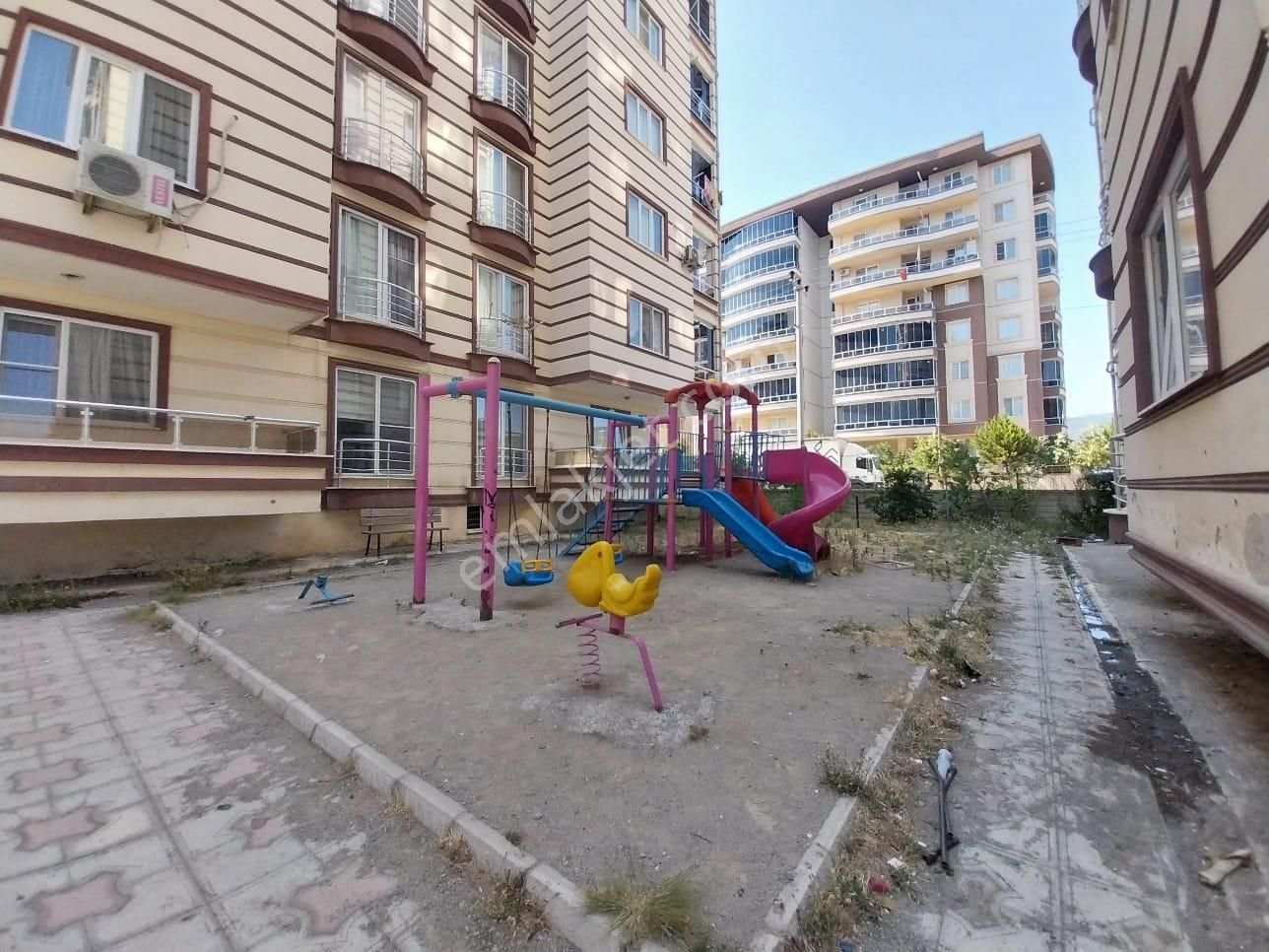 Yükselden Kadıköyde Yüksek Kredili Doğa Manzaralı Geniş M2 3+1 - Görsel 26