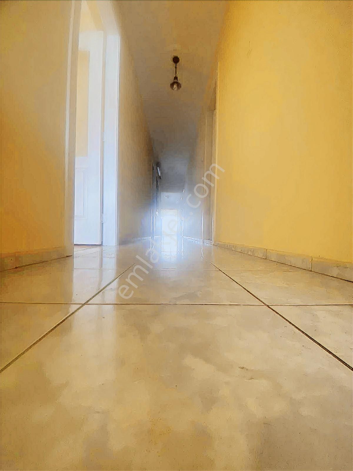 Bahriye Üçok Caddesinde Asansörlü Ve Ferah 3+1 Kiralık Daire - Görsel 17